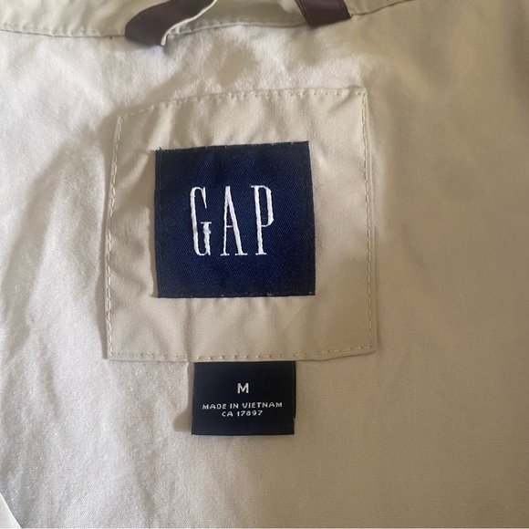 Beige Gap Jacket - Picture 4 of 5